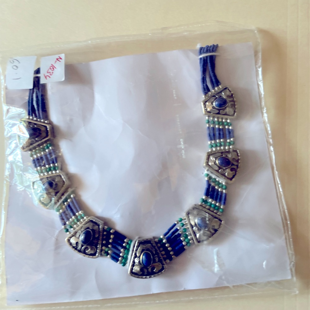 Silver beaded choker